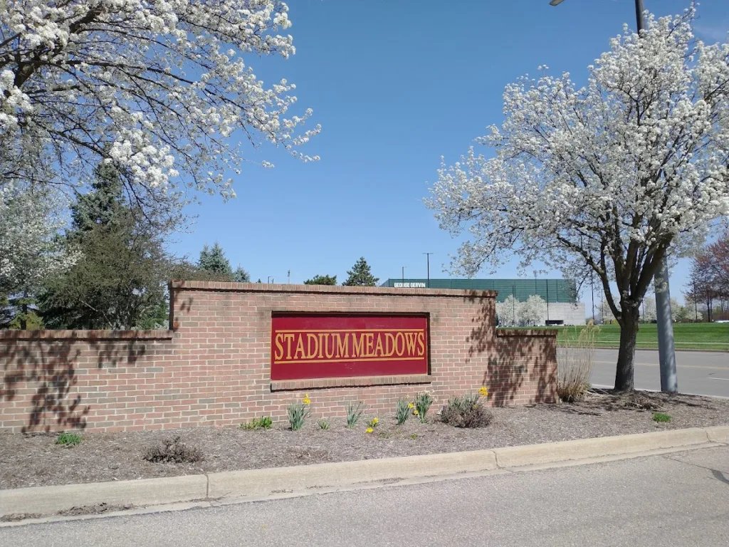 stadium meadows condo's entry sign