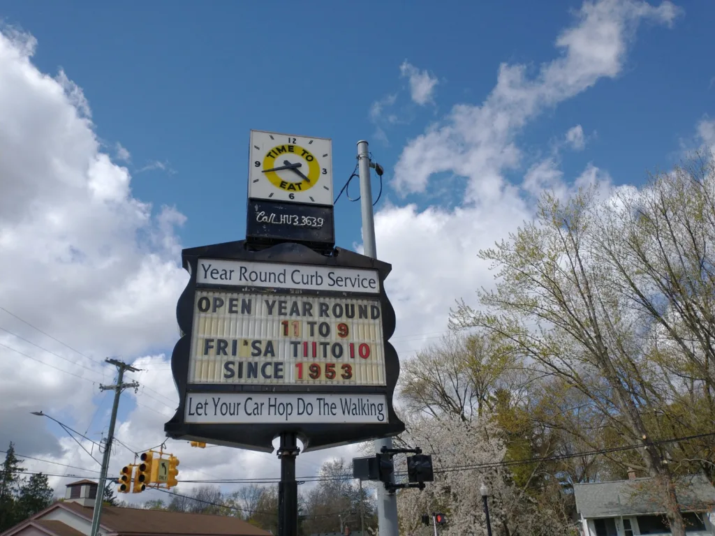 chick inn's sign